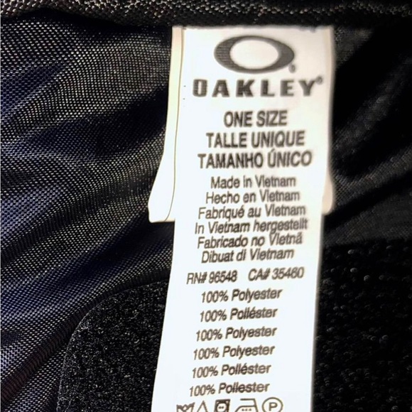 Rare Oakley official Military Breach Range Transport Duffle Bag Black/Red - Picture 10 of 10